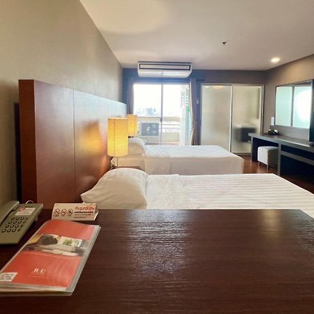 בנגקוק Bu Place Hotel מראה חיצוני תמונה